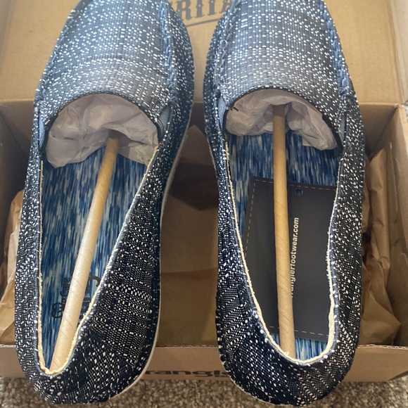 Slip on casual flat shoe 7.5 - Picture 3 of 6